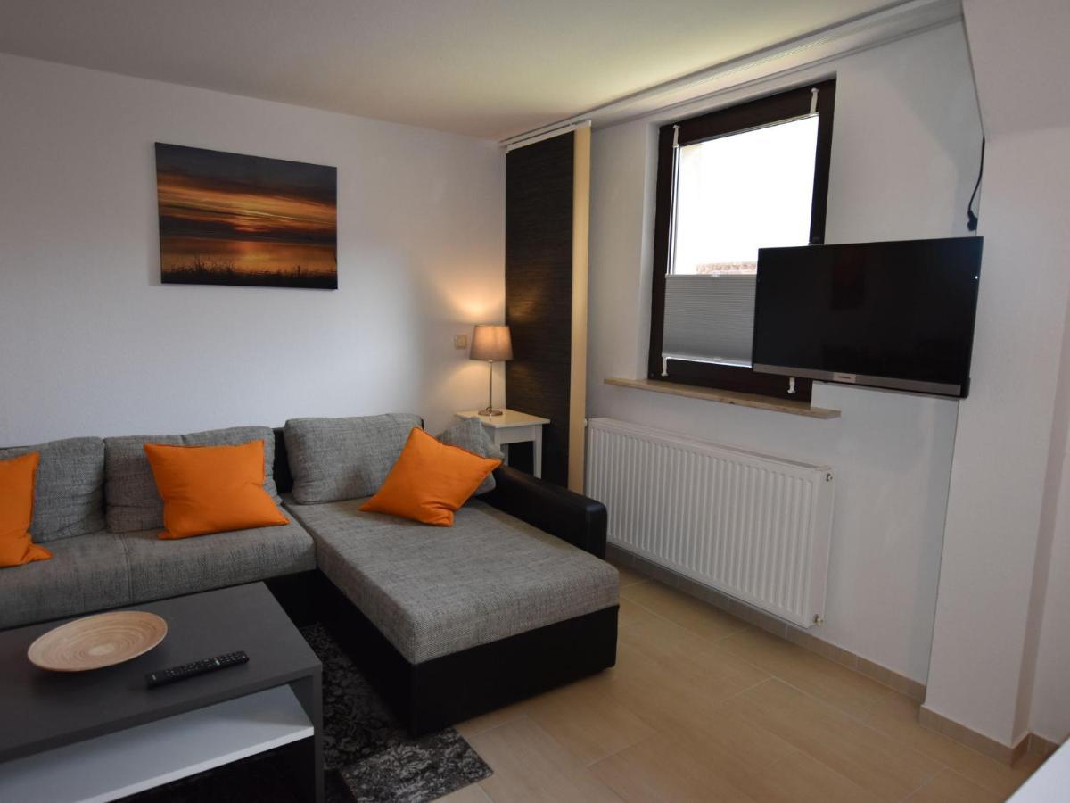 Apartment In Robertsdorf With Garden, Terrace, Barbecue Blowatz Habitación foto